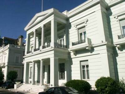 Υπουργείο Εξωτερικών: Ζητά ουσιαστικές δ...