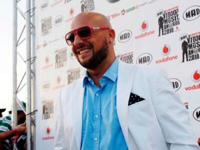  Ο Νίκος Μουτσινάς μίλησε για την τελευτ...