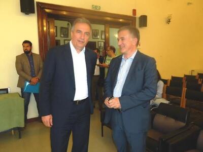 Συνάντηση Μαυραγάνη - Καλαφάτη χθες βράδ...