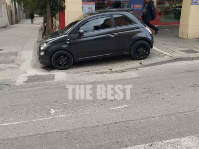 To  «επικό» παρκάρισμα σε ράμπα στην Πάτρα