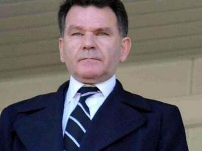 Δικηγόρος του διευθυντή της Γαλακτοκομικ...