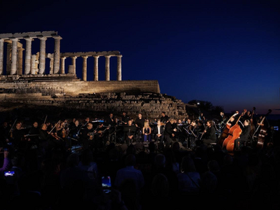 Ο Σταύρος Ξαρχάκος στο Κάστρο Ρίου την Τ...