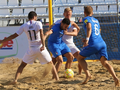 Beach Soccer: Οι Ιταλοί αφεντικά στον Όμιλο