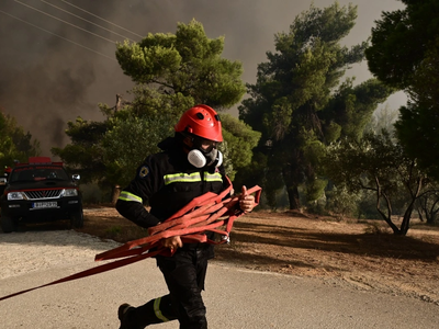 Φωτιά στην Αττική: Προβλέψεις για ανέμου...