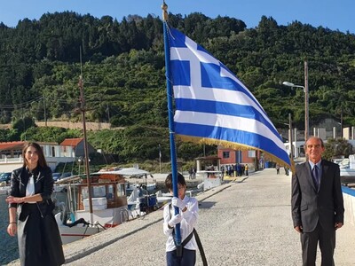Μαθράκι: Η τελευταία παρέλαση για τον μι...