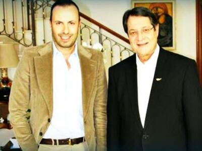 Ο ραδιοφωνικός παραγωγός Τάσος Τρύφωνος ...