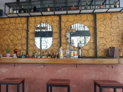 Κρητική βραδιά με μεζέδες, ρακή & μουσική