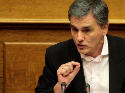 Τσακαλώτος σε μεγάλα κέφια: Οι ατάκες το...