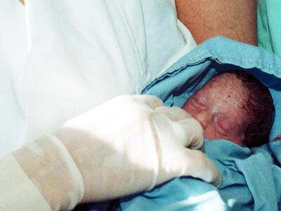 Ισπανία: Μια 62χρονη έφερε στον κόσμο έν...