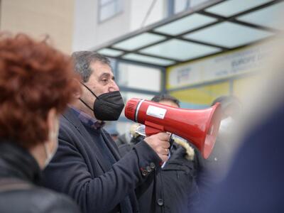 Ο Δήμαρχος Κ. Πελετίδης χειροκρότησε τη μοτο- πορεία των διανομέων ν. Αχαΐας