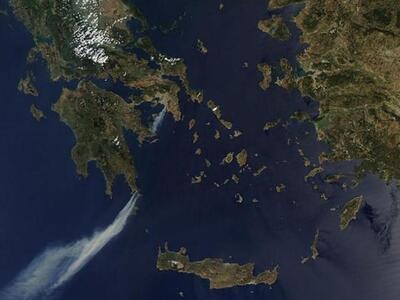 Δείτε πως φαίνονται οι φωτιές σε Αττική ...