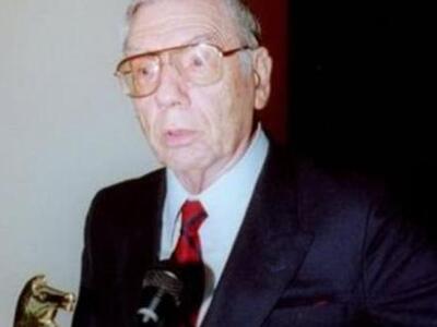 Πέθανε ο σκηνοθέτης του "Αχ αυτή η ...