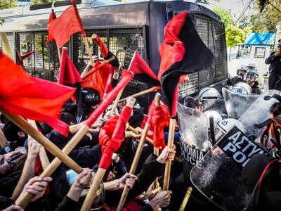 «Ντου» διαδηλωτών κατά της Αστυνομίας έξ...