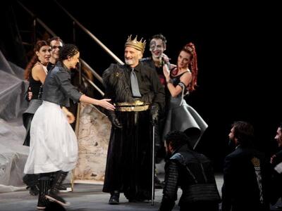 Όλη η Αθήνα στην πρεμιέρα του "Βασι...