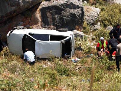 Σπάρτη: Αυτοκίνητο έπεσε σε χαράδρα 15 μέτρων 