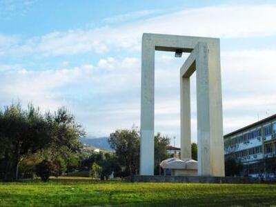 Το  Πανεπιστημίου Πατρών τιμά τον πρώτο ...