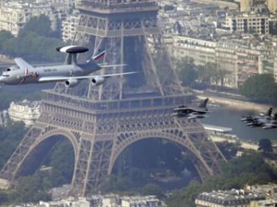 Συναγερμός στο Παρίσι: Αποκλείστηκε ο Πύ...