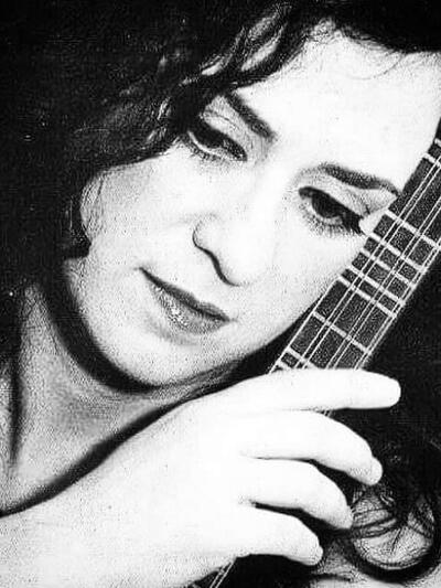 Η θαυμάσια Πατρινή ερμηνεύτρια Δώρα Πετρ...