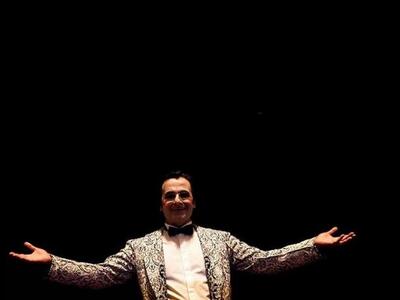 Ο ΓΝΩΣΤΟΣ ΣΥΜΠΟΛΙΤΗΣ ΗΘΟΠΟΙΟΣ - ΣΚΗΝΟΘΕΤ...