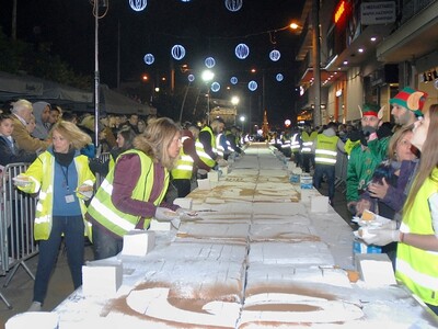 Στο Περιστέρι έφτιαξαν μία πελώρια βασιλ...