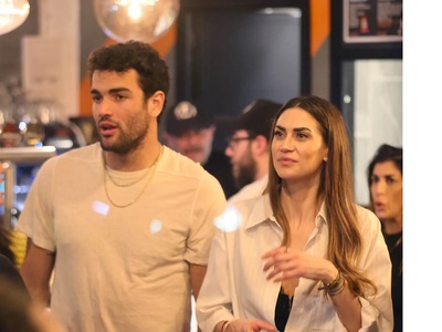 Μαζί σε εστιατόριο του Μιλάνου