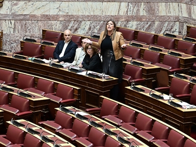 Χαμός στη Βουλή με την άρση ασυλίας της ...