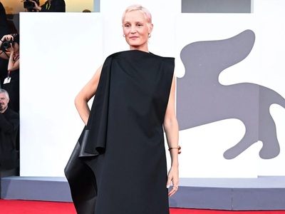 Βίκι Κριπς: Παντρεύτηκε Ελληνα στην Ουρα...