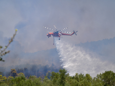 Αύριο στην Ελλάδα δύο πυροσβεστικά αεροπ...
