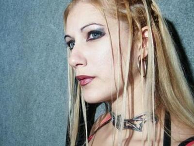 "Έφυγε" η Μαρία των Astarte - ...