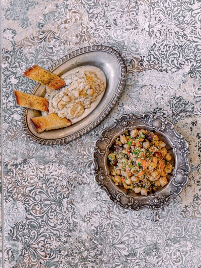 Χούμους και σαλάτα ΕΠΙΤΙΜΟΝ 