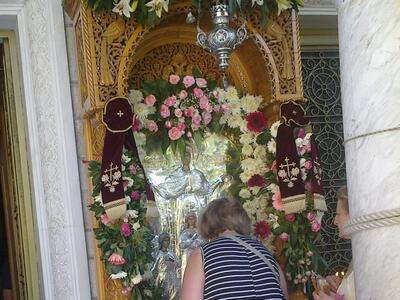 Πάτρα: Πλήθος κόσμου στην εορτάζουσα ενο...