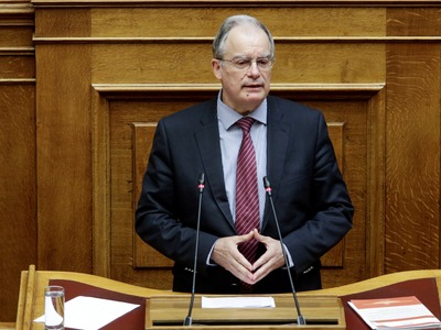 Πρόεδρος της Ελληνικής Βουλής με ρεκόρ ψ...