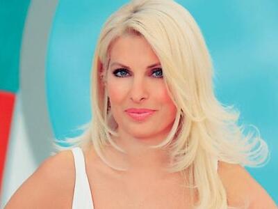 Η Ελένη Μενεγάκη πίσω από την κάμερα! ΔΕ...