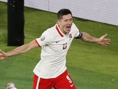 Ισπανία - Πολωνία 1-1: Ο Λεβαντόβσκι έβαλε δύσκολα