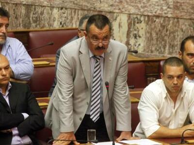 Παππάς της Χρυσής Αυγής: «Μεϊμάρ - εφέντ...