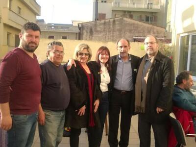 ΔΕΙΤΕ ΦΩΤΟ από το «τσίκνισμα» στη βεράντ...