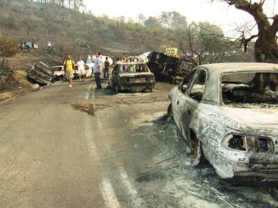 Ηλεία: Συγκίνηση στο τρισάγιο για τους α...