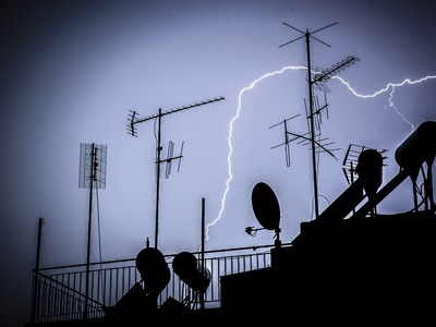 Άνοιξαν οι ουρανοί στην Πάτρα – «Φούσκωσ...