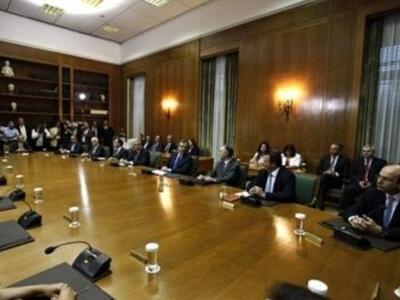 Σενάρια για πρόωρες εκλογές στις 27 Οκτω...