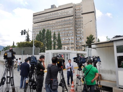 Ένας "Χρήστος Καραβέλας" από Ε...