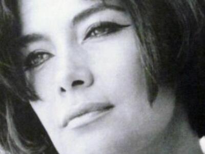 23 χρόνια από τον θάνατο της Τζένης Καρ...