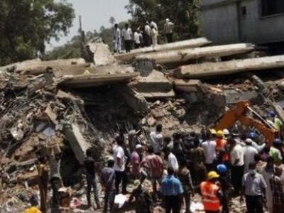 Πολύνεκρη κατάρρευση κτηρίου στο Νέο Δελχί