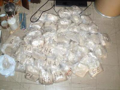 Αμαλιάδα: Χίλιες και μία . . . δόσεις ηρ...