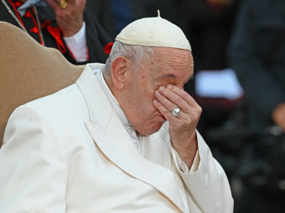 Ουκρανία: «Λύγισε» ο Πάπας - Δεν συγκράτ...