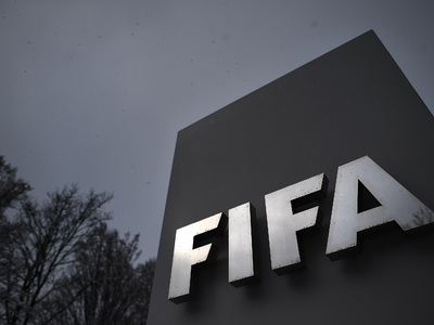 FIFA: Σκέψεις για αλλαγή φορμάτ με 12 ομ...