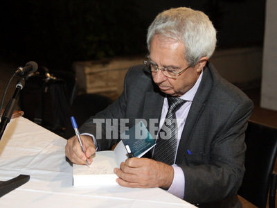 Ποια είναι η «Η Ανώνυμη Κόρη» του Σταμάτ...