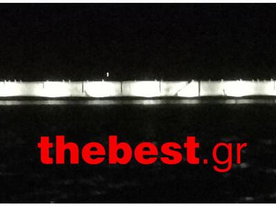 Οι γλάροι αγναντεύουν από τον κυματοθραύ...