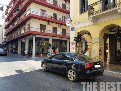 Τροχαίο με το καλημέρα, Κορίνθου και Κολοκοτρώνη