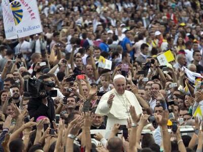 Η απόκρουση του Πάπα Φραγκίσκου! ΔΕΙΤΕ ΤΟ ΒΙΝΤΕΟ