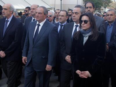 Συγκλονισμένος στην κηδεία Μπασιάκου ο Κ...